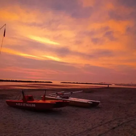 Aloe Apartments, Ombrellone, Parcheggio E Uso Di Biciclette Gratis * Rimini